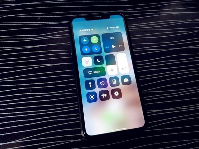 iOS12.1.1系统好用吗？都有哪些BUG?